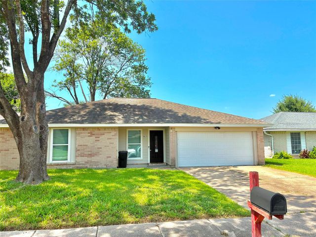 9815 Rocky Hollow Rd — Fairmont Park West Sec 04