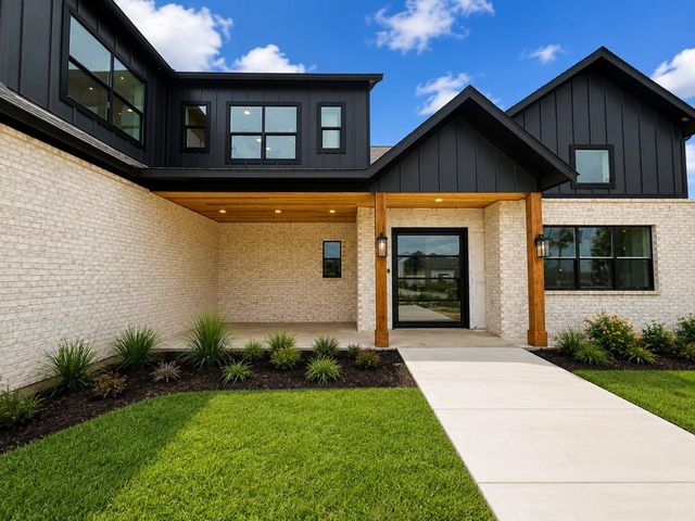 21815 Red Oak View Drive — Oakview Farms