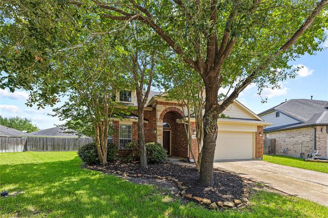 2701 Shallow Falls Ct — Shadow Creek Ranch Sf1-Sf2-Sf3