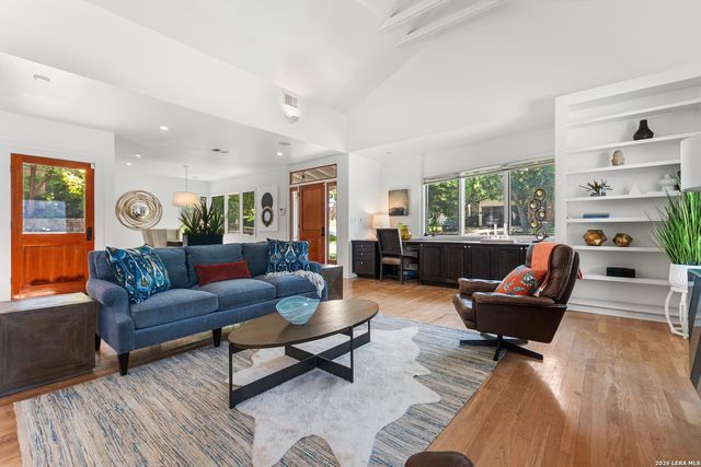 201 CHICHESTER PL — ALAMO HEIGHTS