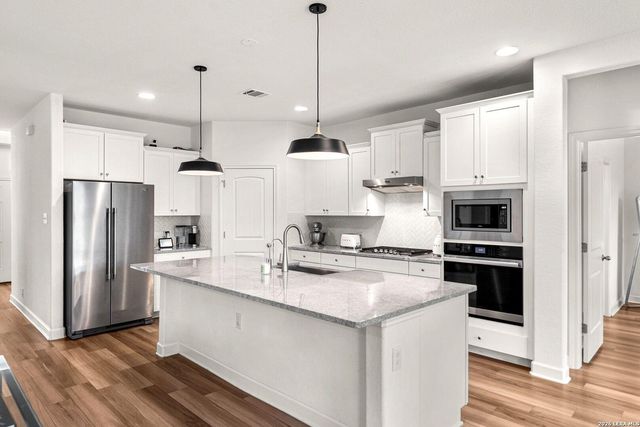 124 Wickersham — SOUTHGLEN