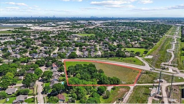 718 Staffordshire  Road Rd — F P Hoffman