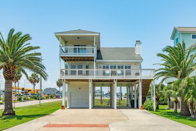 25138 Intrepid Ln — Playa San Luis