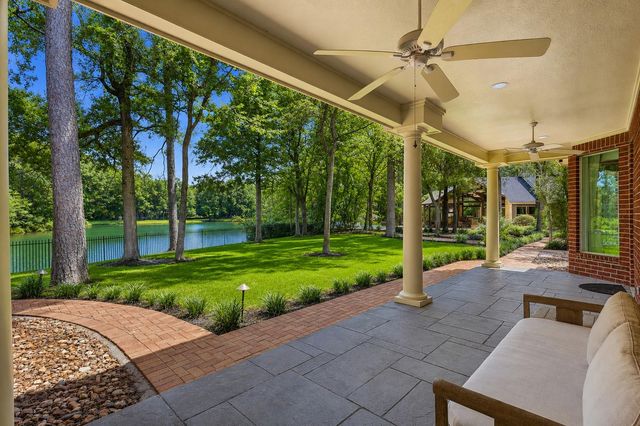 7 Pastoral Pond Cir — Wdlnds Village Grogans Ml 60
