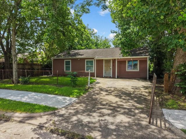 3010 Fern St — Deepwater
