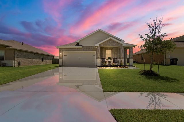 611 Walnut Branch Dr — Rain Tree
