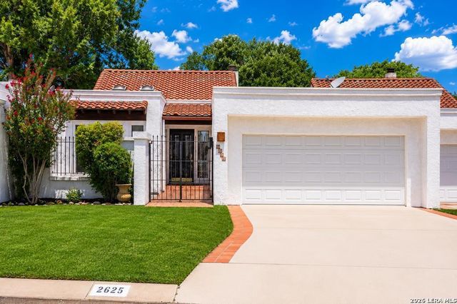 2625 Calle Del Robles — OUT/KERR COUNTY