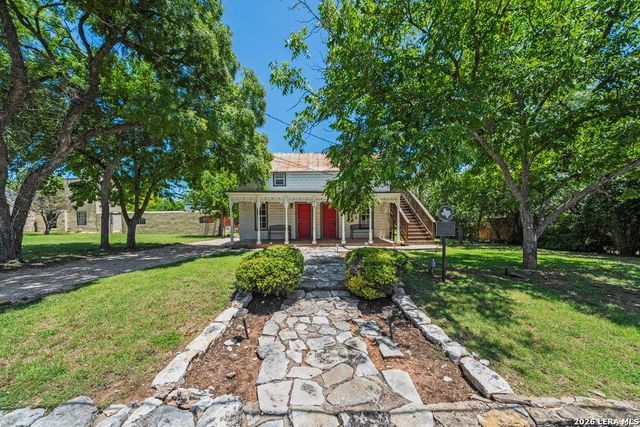 418 W Austin — FBG ADDN