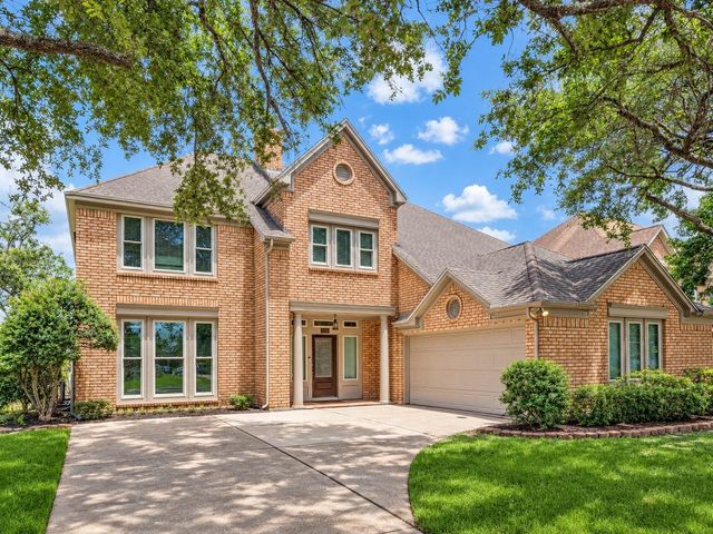 4118 Pebble Beach Dr — South Shore Harbour