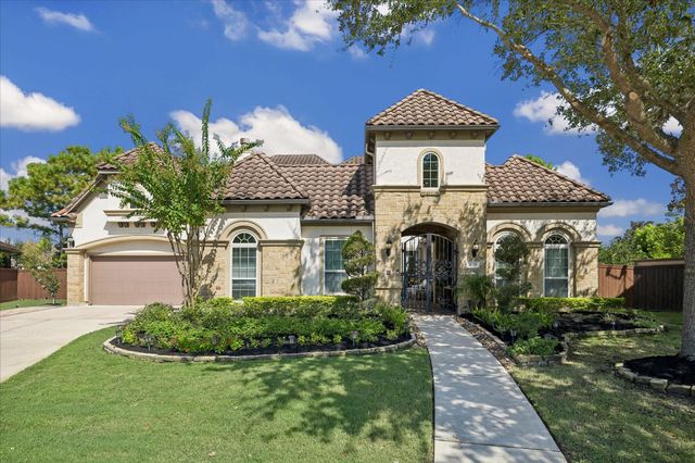 4806 Beamer Creek Ct — Riverstone