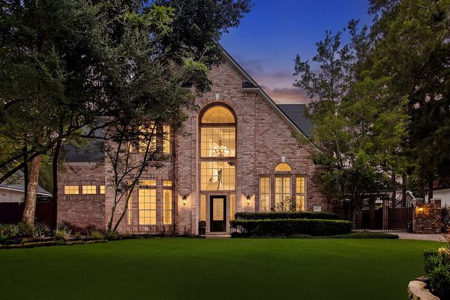 63 Bridgeberry Pl — Wdlnds Village Cochrans Cr 22
