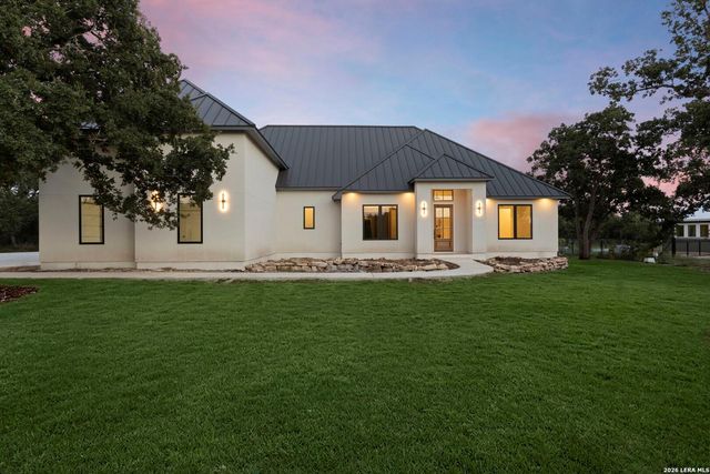 34748 CARRIES CREEK DR — BELLE OAKS RANCH