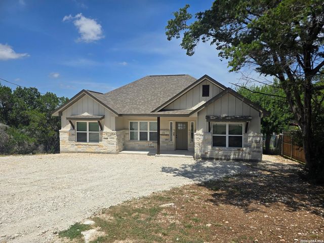 563 IRENE DR — CANYON LAKE VILLAGE WEST