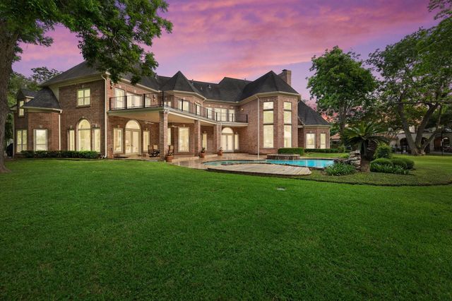 1217 N Horseshoe Dr — Alkire Lake Sub