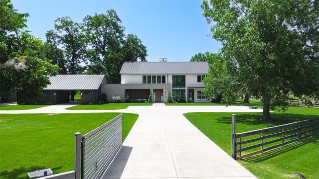 5210 Manor Dr — Wm S Little