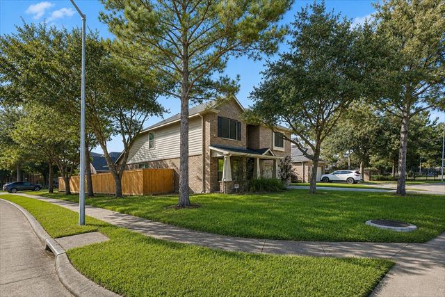 17206 Lowell Lake Ln — Eagle Spgs
