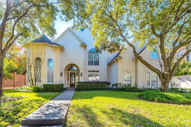 86 Pipers Walk — Sweetwater