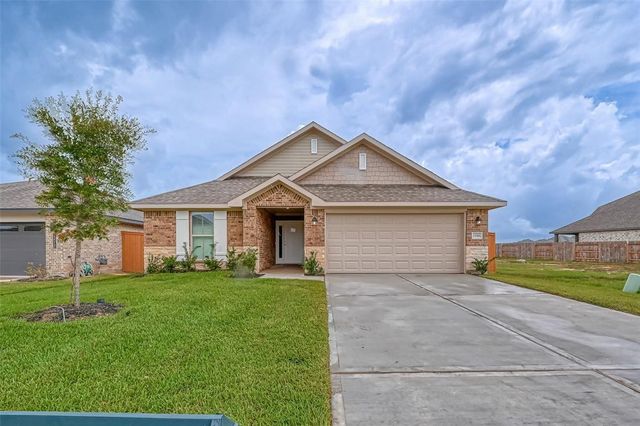 13901 Seneca Lake Dr — Lago Mar