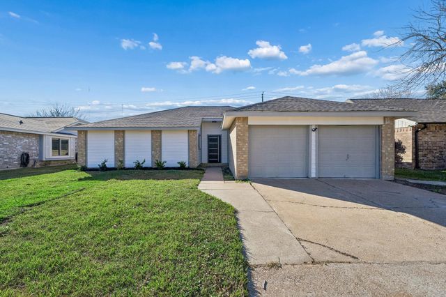 1419 Fieldstone Dr — Hunters Glen Sec 3