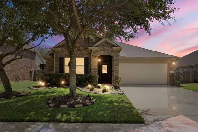 24422 Myrtle Creek Fls — Wimbledon Falls Sec