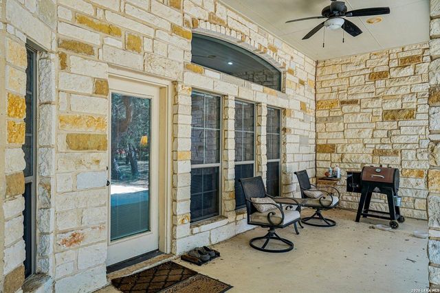 108 Medora Branch — ABREGO LAKE