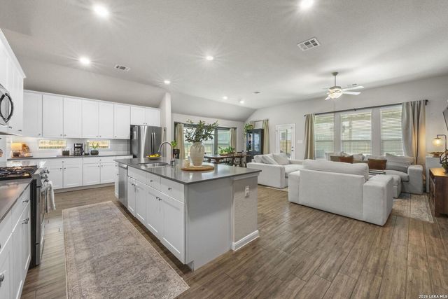 31752 Meander Ln — HIDDEN TRAILS