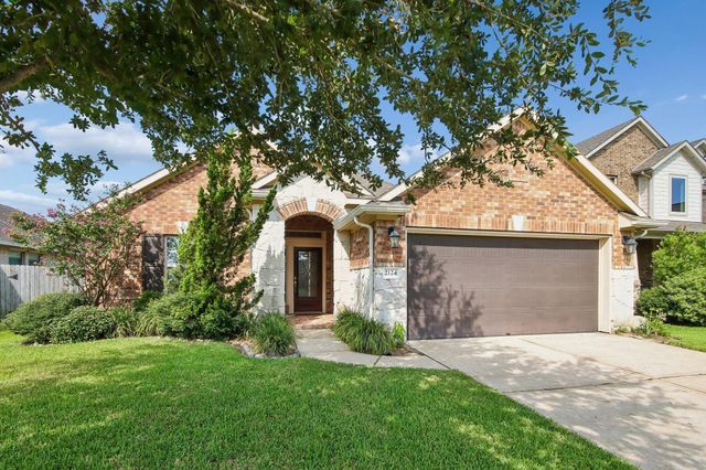 2124 Llerena Ln — Mar Bella Sec 16-A