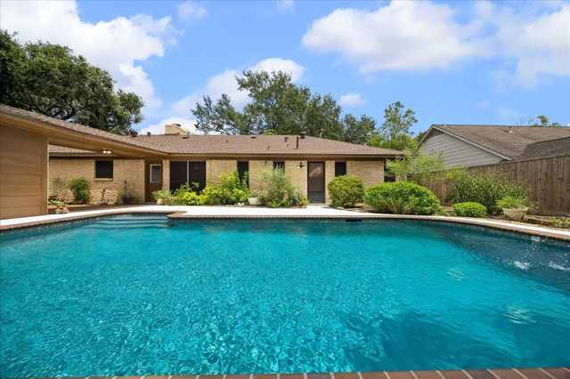 3602 Pine Ct — Quail Valley Thunderbird W Sec 1