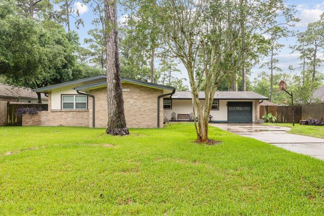 1034 Royal Oak Dr — Royal Oaks