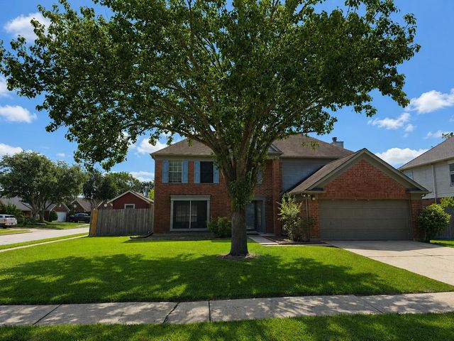 3901 Spring Garden Dr — Springfield Pearland