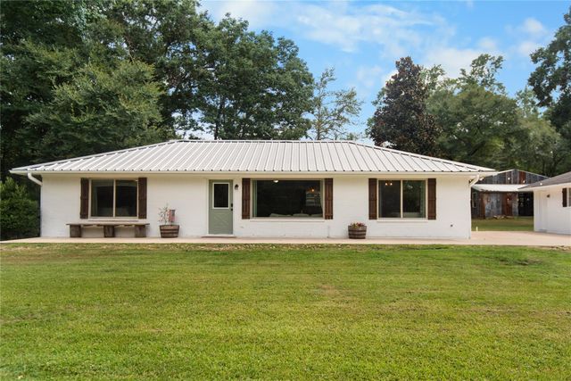 22117 Magnolia Hills Drive — Magnolia Hills