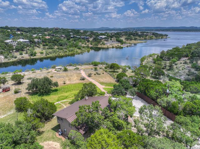435 NANCY DR — CANYON LAKE VILLAGE WEST