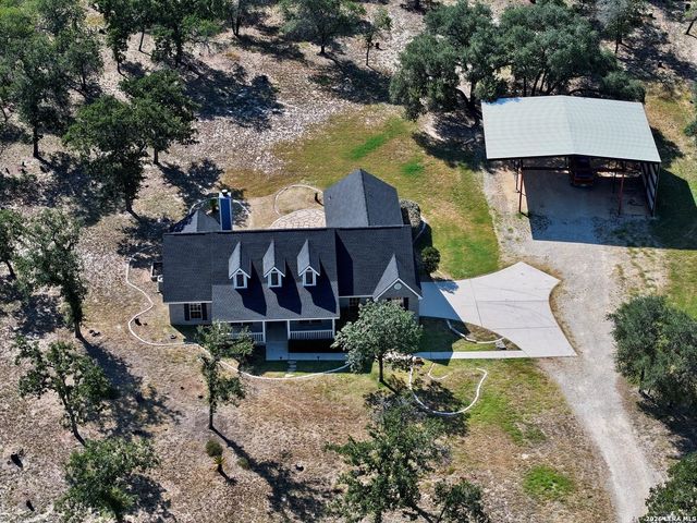 123 Scenic Oak Dr — EAGLE CREEK ESTATES