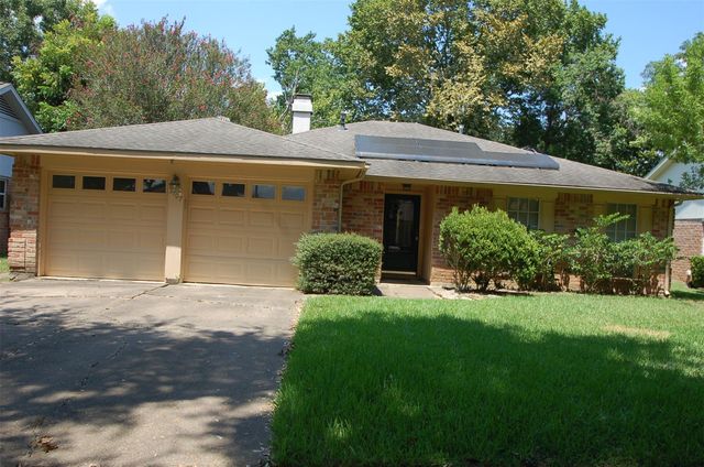 3107 Jenny Dr — Settlers Park
