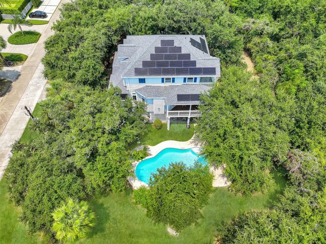 3427 Eckert Dr — Laffites Cove