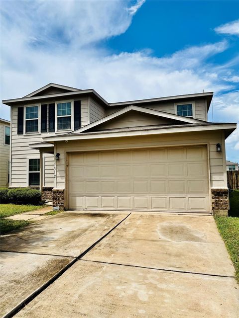 1312 Barton Creek Ln — Cottonwood Sec 3-B