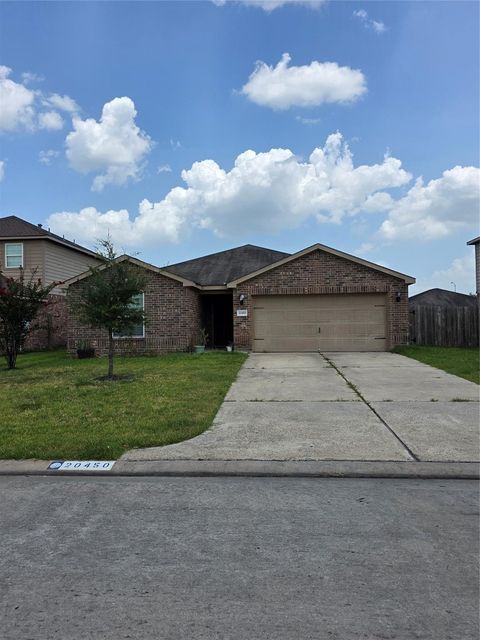 20450 Moon Walk Dr — Deerbrook Estates