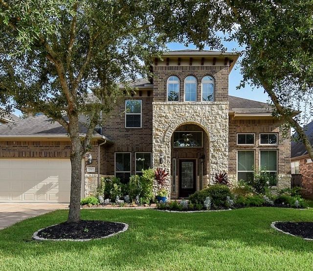 27807 Ashbrook Falls Ct — Churchill Farms