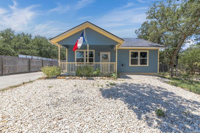 1296 Hedgestone — TANGLEWOOD SHORES