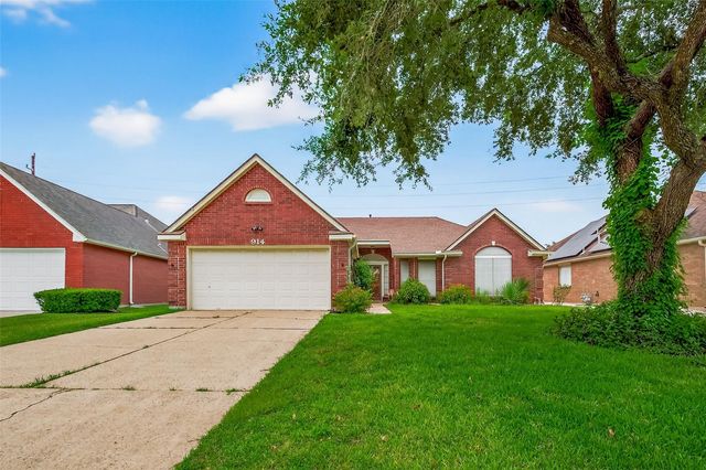 914 W Peach Hollow Cir — Countryplace Sec 3