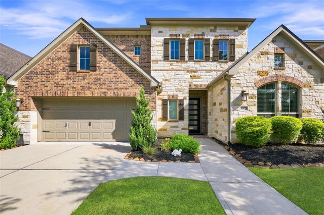 16415 Whiteoak Canyon Dr — Groves Sec 23