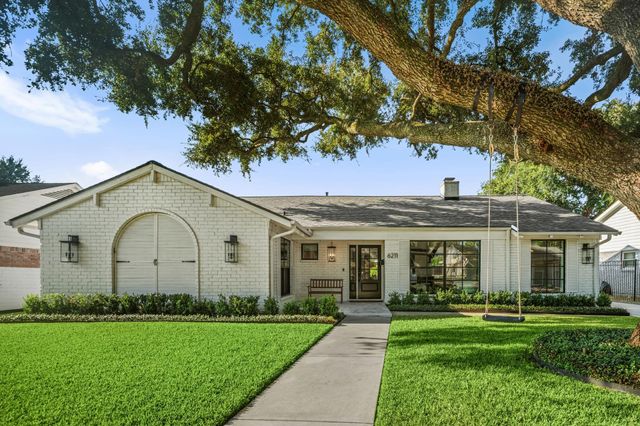 6211 Cheena Dr — Maplewood South Sec 07 Rep