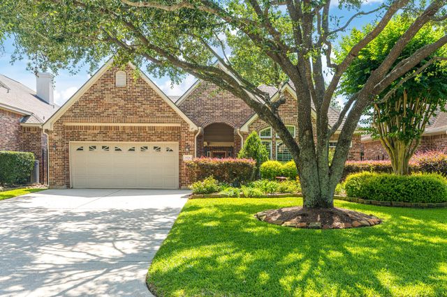 20714 Flora View Ct — Pinelakes Promenade Sec 02