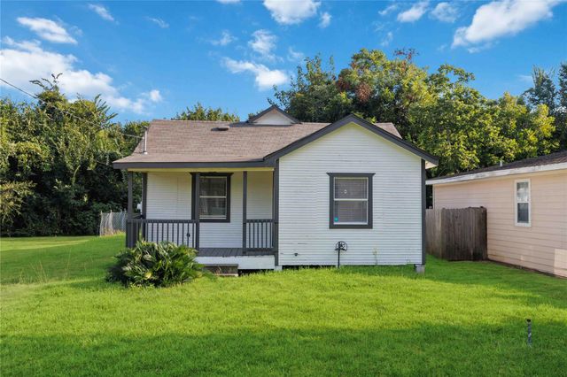 6414 Woodrow St — Patrick Mary