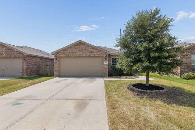 10842 Spring Brook Pass Dr — Balmoral Park Lakes East Sec 4