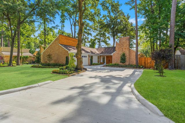 76 Woodhaven Wood Dr — Wdlnds Village Grogans Ml