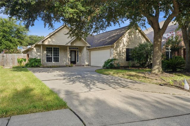 2344 Autumn Mist Ln — Harbour Pointe Sec 3 2000