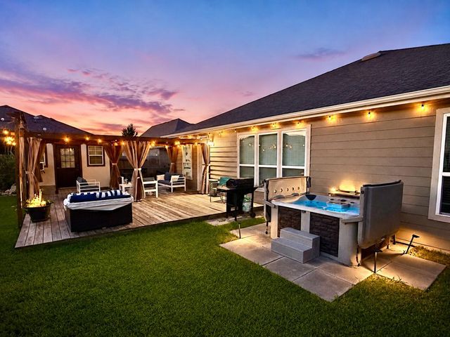3502 Pentland Downs St — Canterbury Park Sec 4 A0507-A