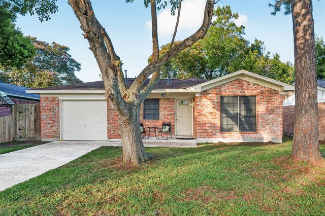 313 S Carroll St — Bay Front La Porte