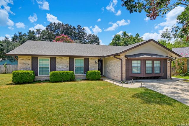 306 Southwick Cir — Townewood Village East